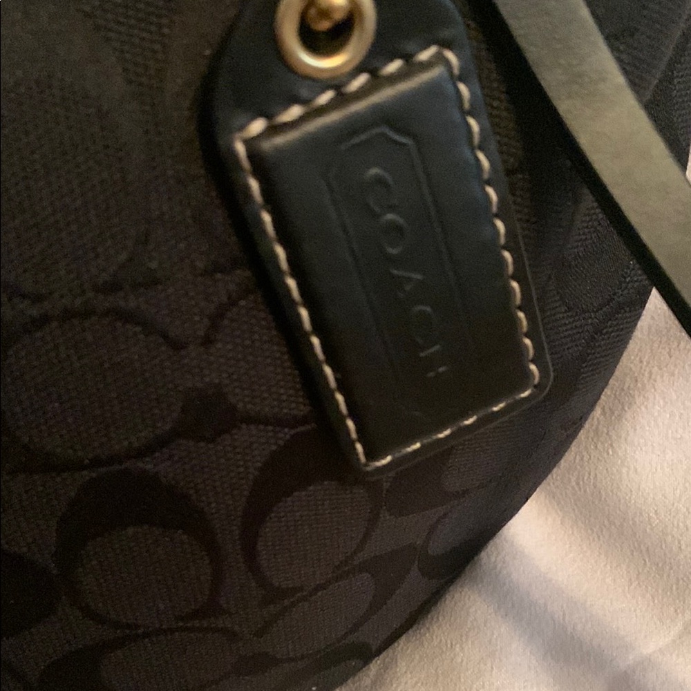 Black Coach Women's Bag - Picture 4 of 7